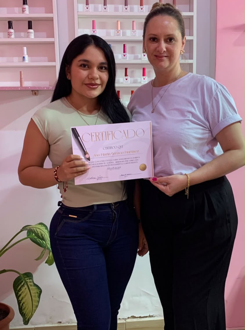 Aluna certificada com a Natalia Sian